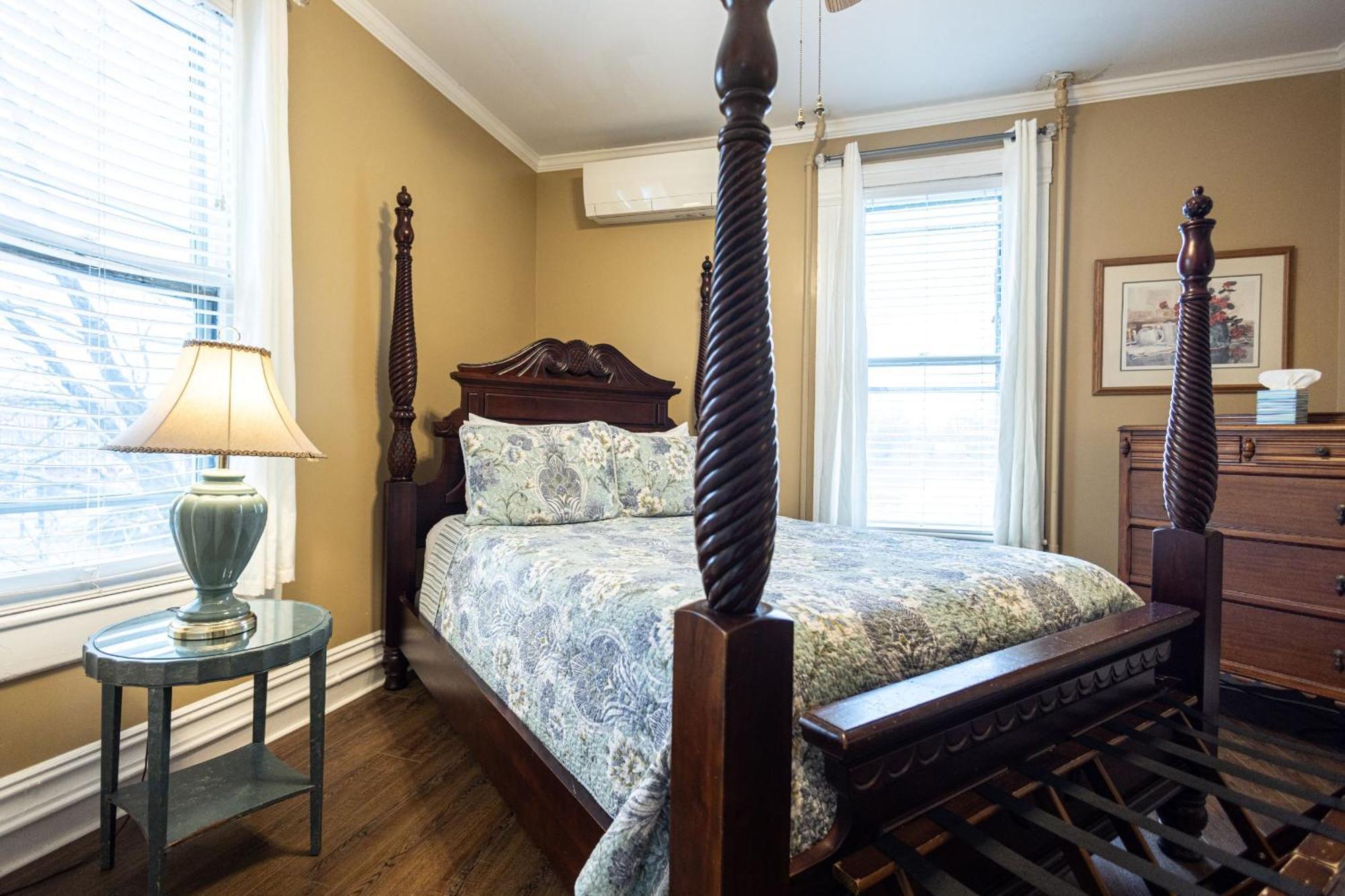 1898 Waverly Inn Hendersonville Εξωτερικό φωτογραφία
