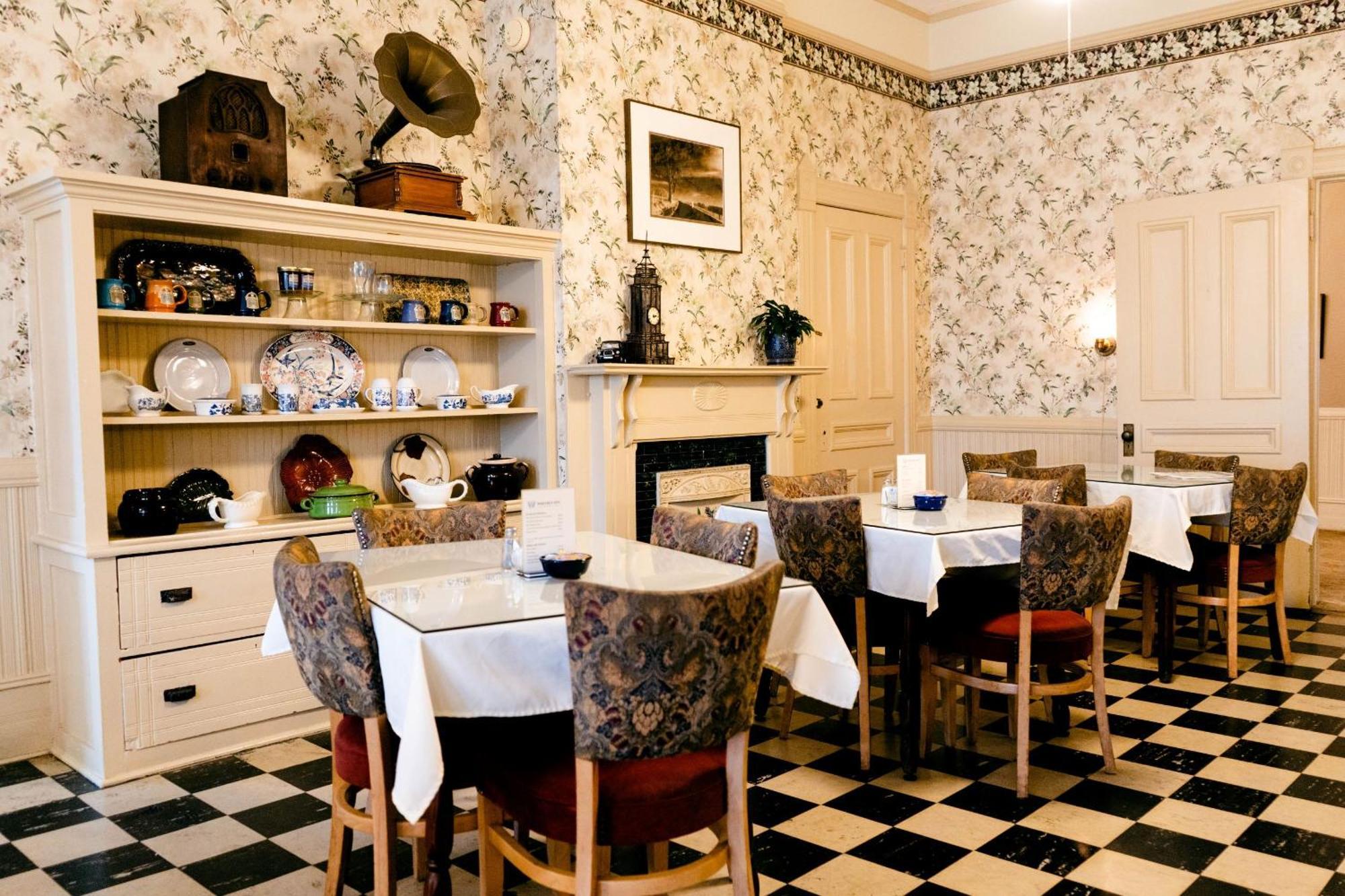 1898 Waverly Inn Hendersonville Εξωτερικό φωτογραφία