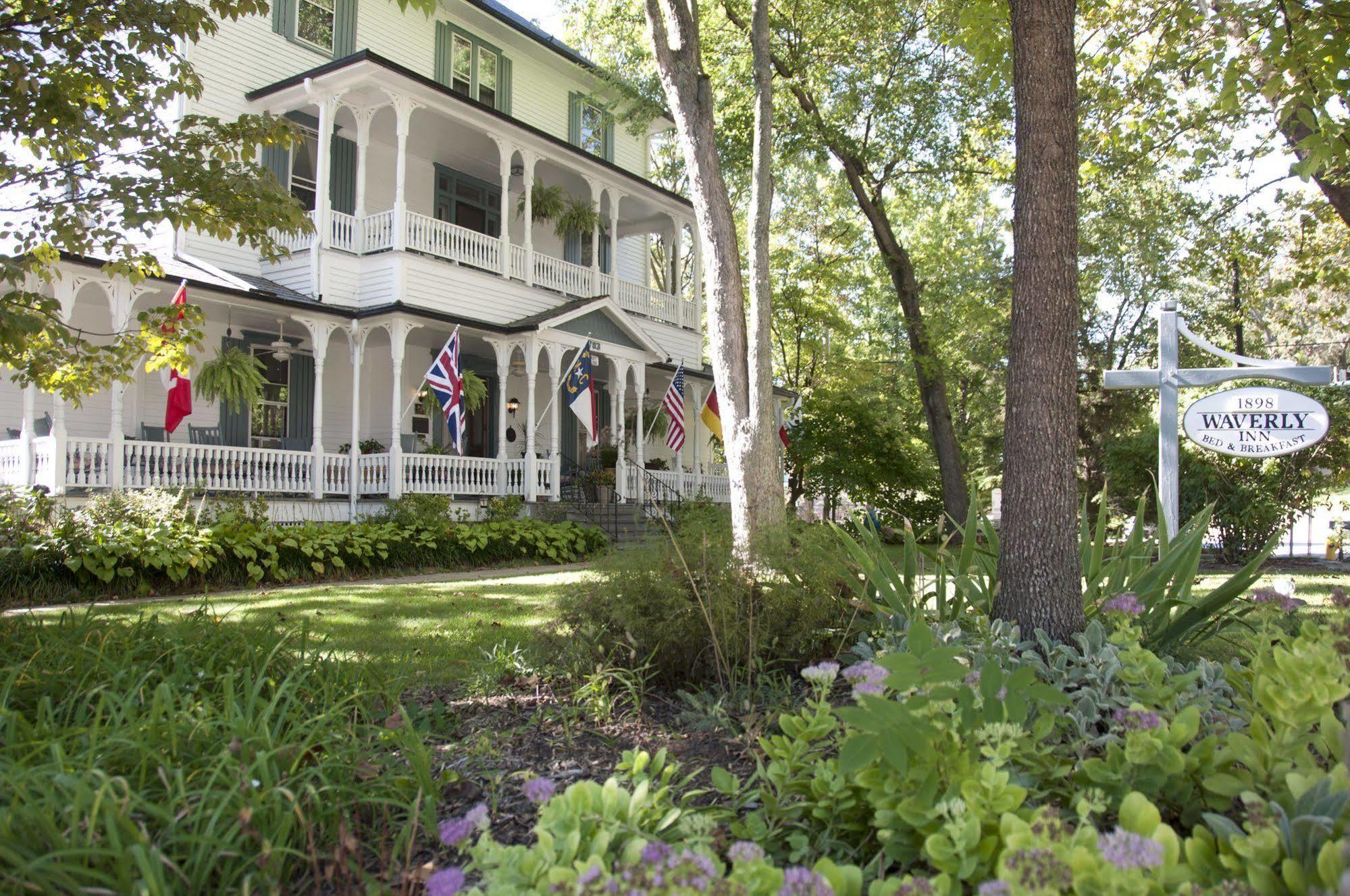 1898 Waverly Inn Hendersonville Εξωτερικό φωτογραφία
