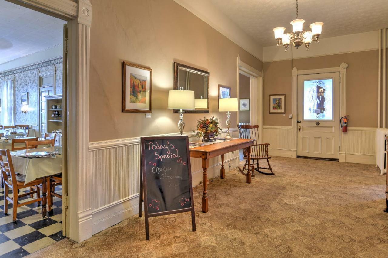 1898 Waverly Inn Hendersonville Εξωτερικό φωτογραφία