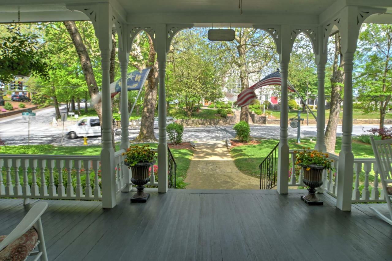 1898 Waverly Inn Hendersonville Εξωτερικό φωτογραφία